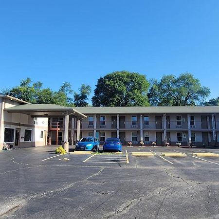 First Western Inn Caseyville Dış mekan fotoğraf