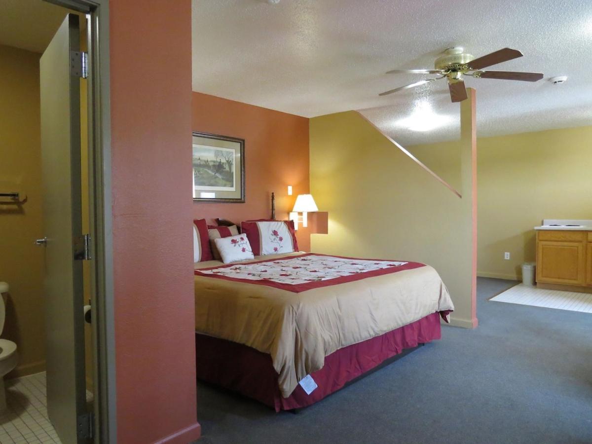 First Western Inn Caseyville Dış mekan fotoğraf